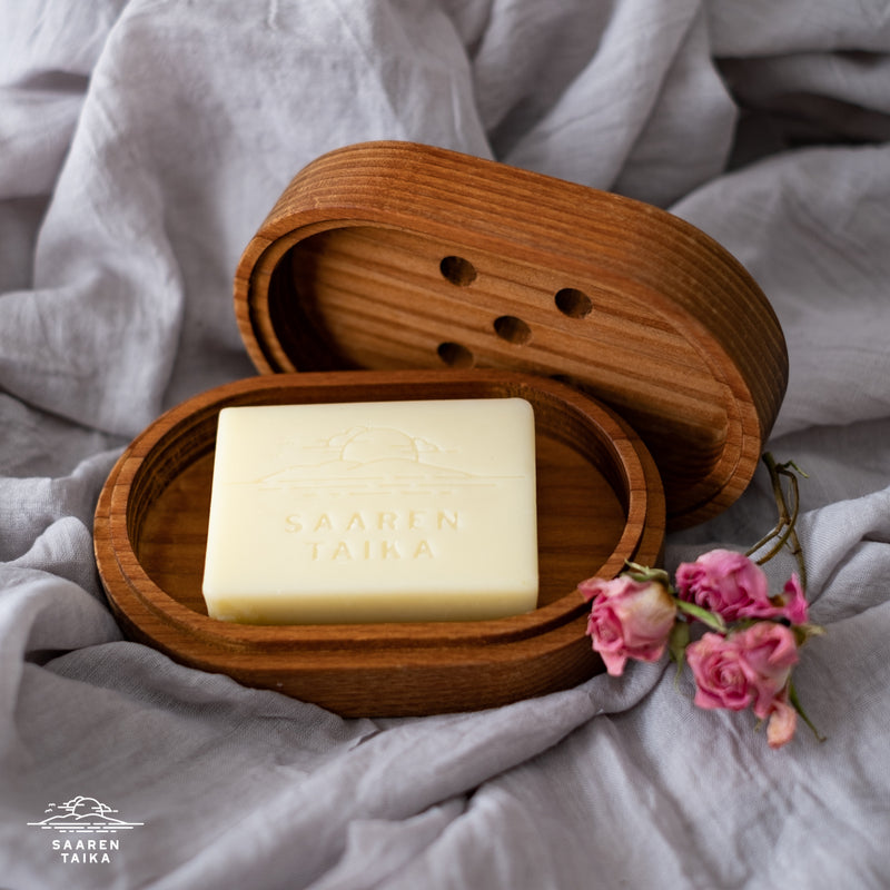 Novaträ  tvålbox som kan omvandlas till två tvålhållare