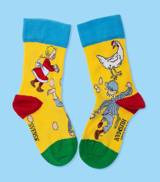 BARNSTRUMPOR - EMIL LETAR ÄGG