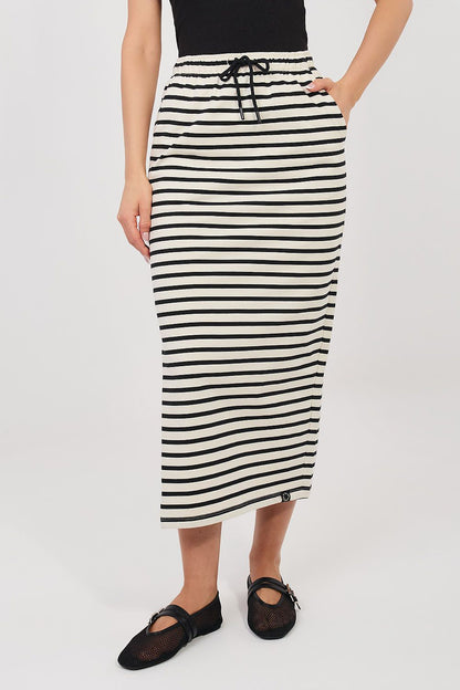 randig-midikjol-bomull